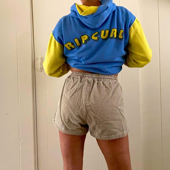 Quiksilver Drawstring Shorts - Picture 2 of 5